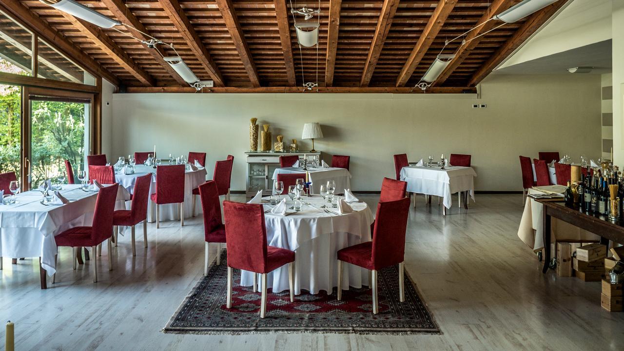 La Staffa Hotel Liedolo Buitenkant foto