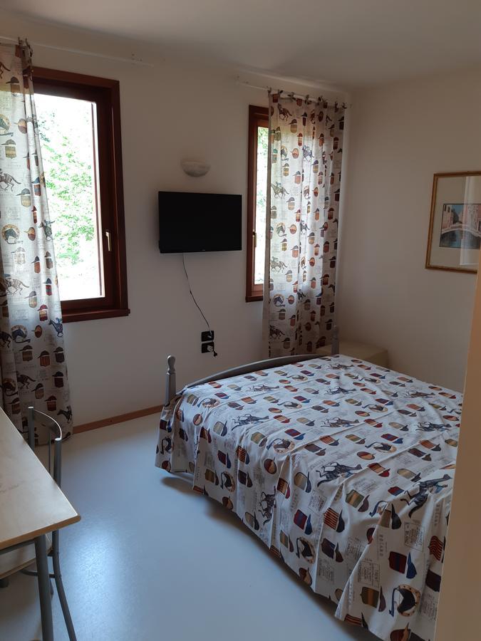 La Staffa Hotel Liedolo Buitenkant foto